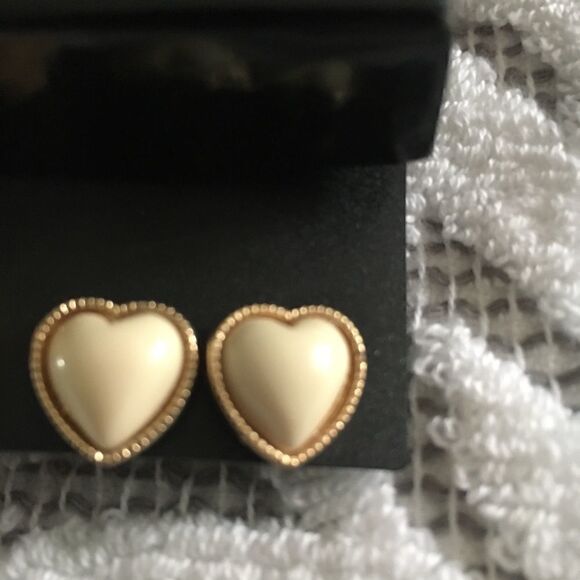 Set  of Earrings  3 dainty earrings Rose and Hearts - Picture 2 of 4